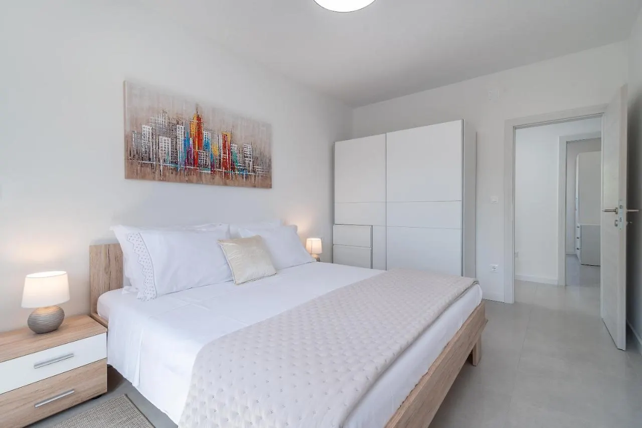 Adria Beach House - Lavendar Slatine Lejlighed