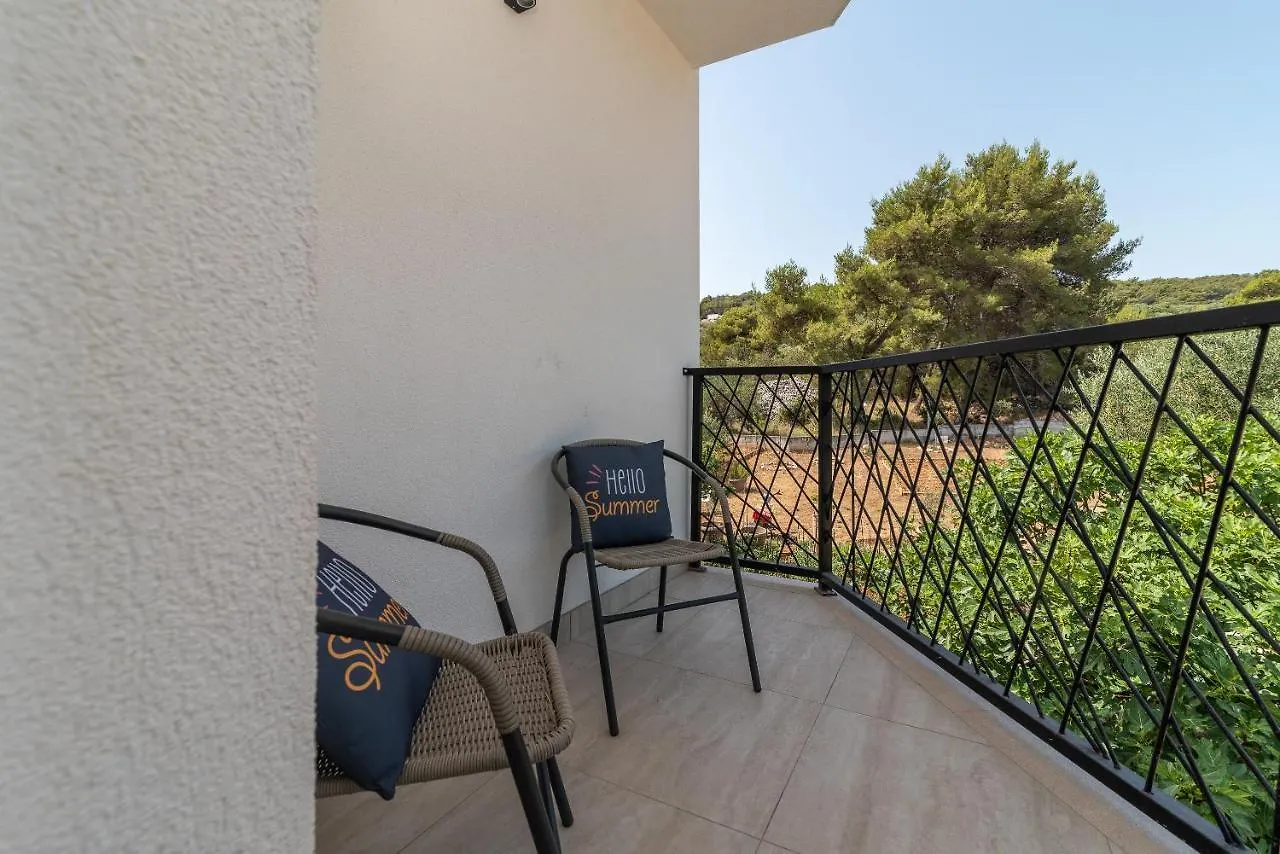 Adria Beach House - Lavendar Slatine Lejlighed